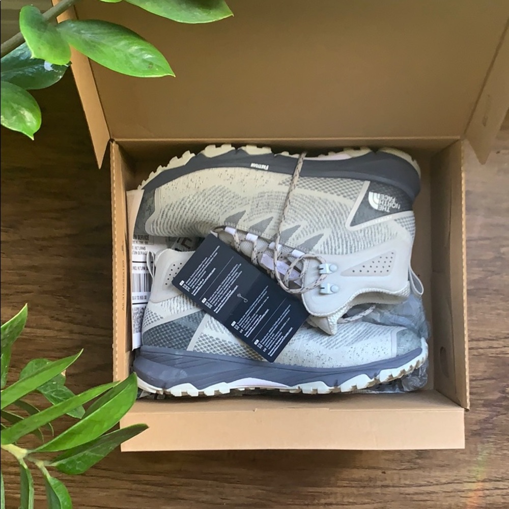 North Face Ultra Fastpack III Mid